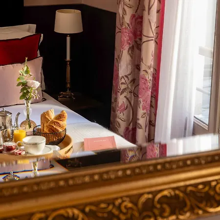 호텔 데 마로니에 파리