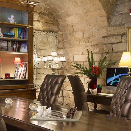 Des Marronniers Hotel