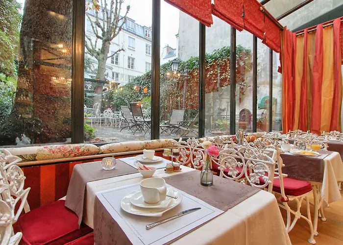 Hotel Des Marronniers Paris