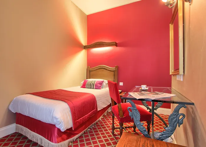 Des Marronniers 3* Париж